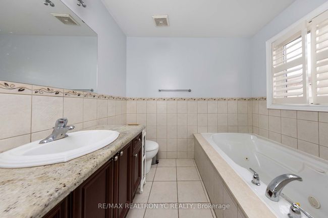 19 Wadena Crt, House other with 8 bedrooms, 7 bathrooms and 4 parking in Scarborough ON | Image 22