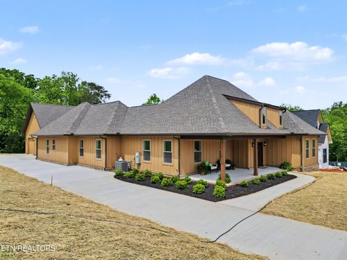 1247 Herbert Dr, Greenback, TN, 37742-6000 | Card Image