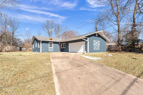 529 E Mcgee St, Springfield, MO, 65807-2827 | Card Image