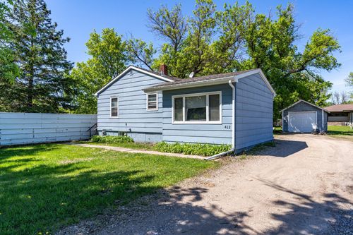 412 Hill Ave, Crookston, MN, 56716-2905 | Card Image