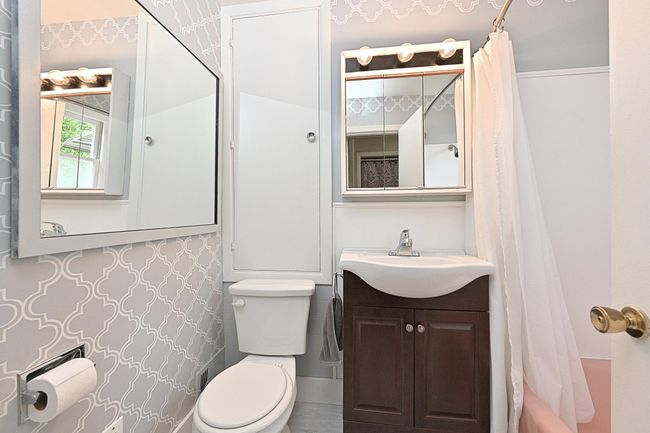 FULL BATHROOM MAIN LEVEL | Image 14