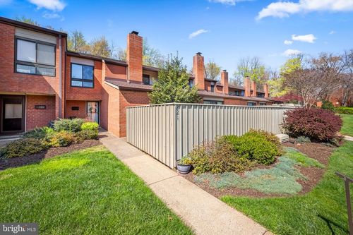 221 Deer Fox Ln, LUTHERVILLE TIMONIUM, MD, 21093-4342 | Card Image