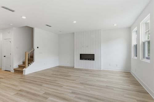 1311 Stubblefield Rd, Nashville, TN, 37218-2005 | Card Image