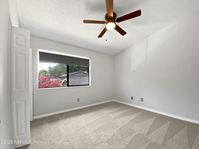 2233 - 7620 Baymeadows Cir W, Condo with 2 bedrooms, 3 bathrooms and null parking in Jacksonville FL | Image 5