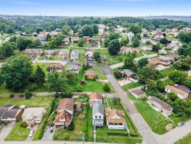 4506 Bowes Ave, House other with 3 bedrooms, 1 bathrooms and 2 parking in West Mifflin PA | Image 43