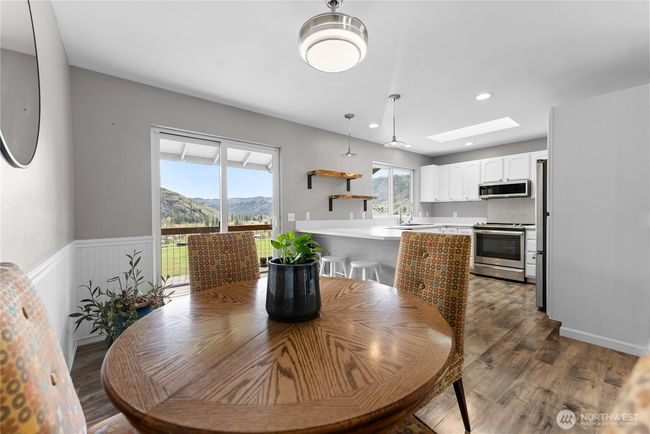 Dining kitchen | Image 9