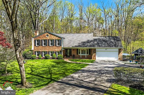 6221 Ballsford Dr, FAIRFAX STATION, VA, 22039-1333 | Card Image