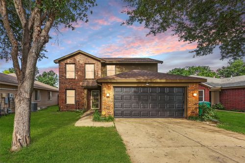 2324 Southway, Denton, TX, 76207-1030 | Card Image