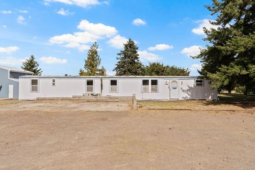 13804 W Medical Lake-4 Lakes Rd, Cheney, WA, 99004 | Card Image