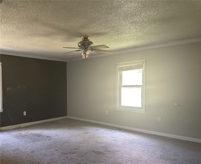 7768 Ekom Beach Rd, House other with 3 bedrooms, 2 bathrooms and null parking in Ware Shoals SC | Image 9