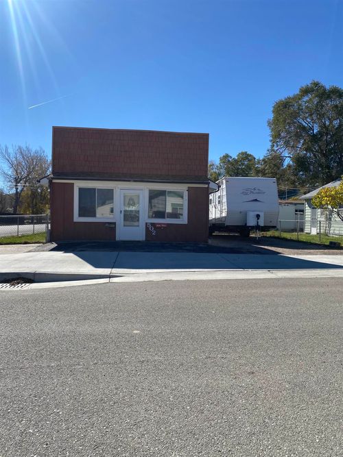 502 W State St, Rawlins, WY, 82301-6155 | Card Image