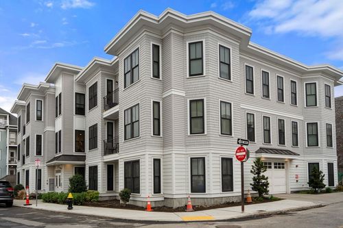 5-136 Sydney St, Boston, MA, 02125-1352 | Card Image