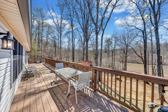 200 Inlet Dr, House other with 4 bedrooms, 3 bathrooms and null parking in Wirtz VA | Image 20
