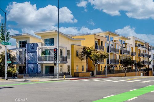 unit-304-217 S Marengo Ave, Pasadena, CA, 91101-5511 | Card Image