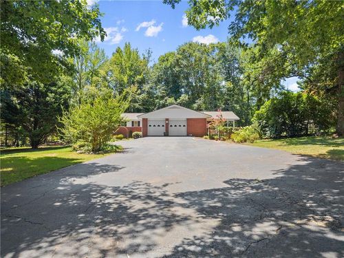 100 Knollwood Ln, Cumming, GA, 30040-2042 | Card Image