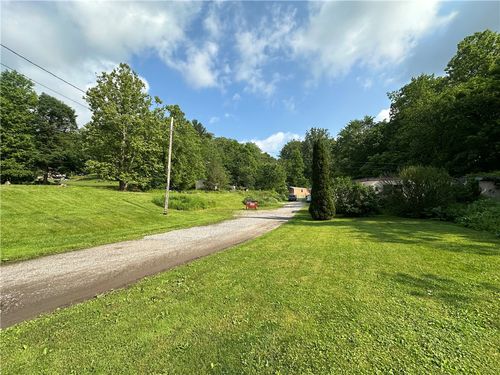20 Engle Rd, Industry, PA, 15052-1400 | Card Image