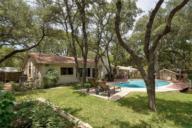 9001 Bubbling Springs Trl, House other with 4 bedrooms, 2 bathrooms and 4 parking in Austin TX | Image 23