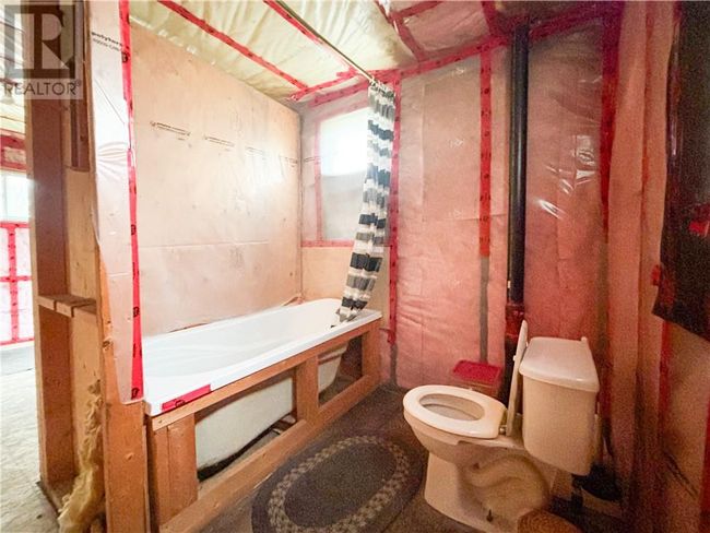 3 Lloyd St, House other with 0 bedrooms, 1 bathrooms and null parking in Capreol ON | Image 5