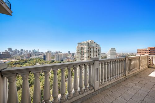 ph18c-3505 Turtle Creek Blvd, Dallas, TX, 75219-5562 | Card Image