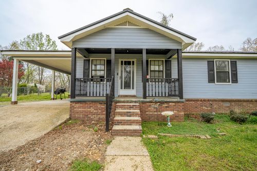 235 Parkview Dr, Savannah, TN, 38372-3684 | Card Image