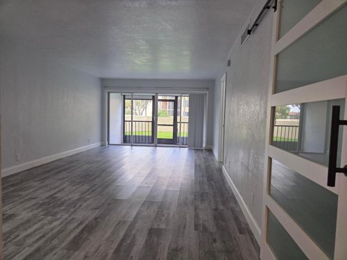 apt-110-3905 N Nob Hill Rd, Sunrise, FL, 33351-5802 | Card Image