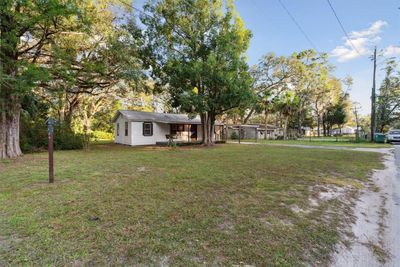 234 Ne 162 Nd Street, House other with 3 bedrooms, 1 bathrooms and null parking in Cross City FL | Image 3