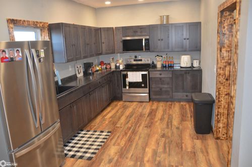 32880 437th St, Unionville, IA, 52594-8021 | Card Image