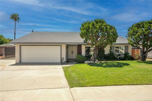 8425 Pumalo St, Rancho Cucamonga, CA, 91701-2636 | Card Image