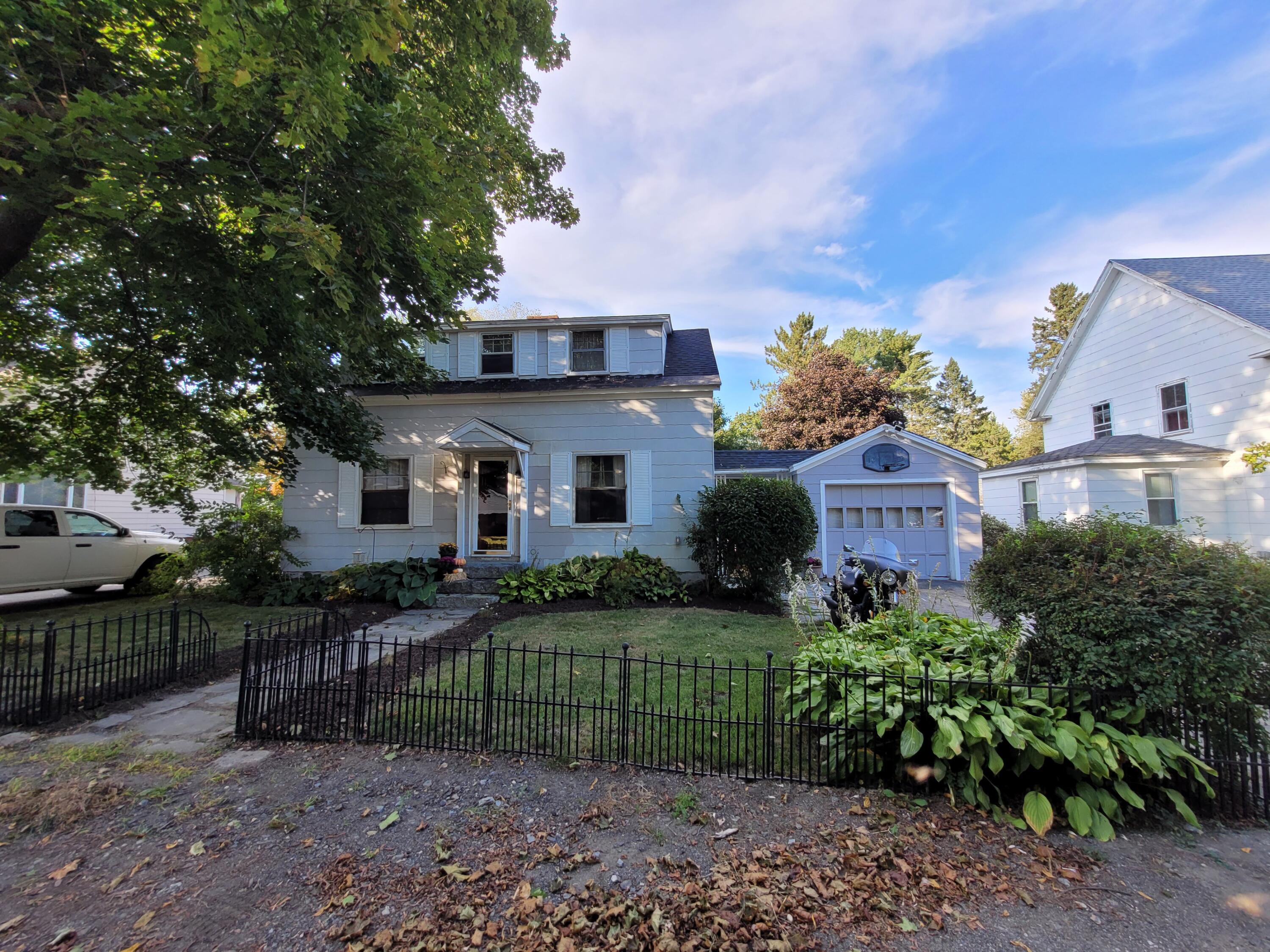 Woodman Ave, Fairfield, ME 04937