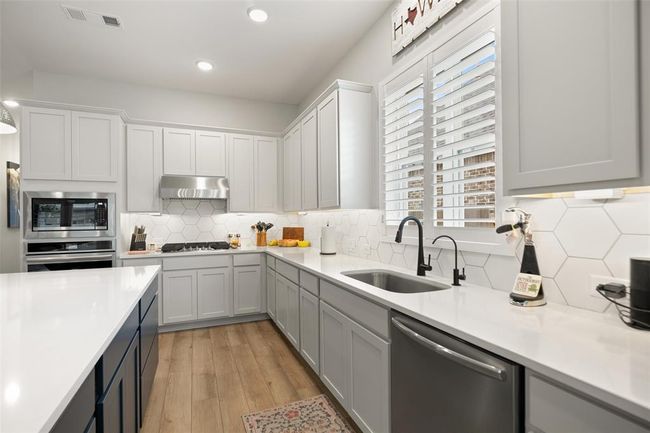 29622 Cedar Elm Way, House other with 3 bedrooms, 3 bathrooms and 2 parking in Tomball TX | Image 17