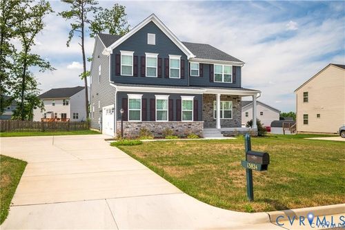 13824 Marsham Rd, Chester, VA, 23836-6323 | Card Image