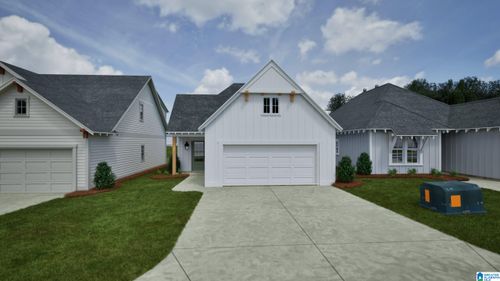 154 Shiloh Creek Dr, CALERA, AL, 35040-7805 | Card Image