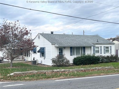 1133 E Pea Ridge Rd, Huntington, WV, 25705-7875 | Card Image