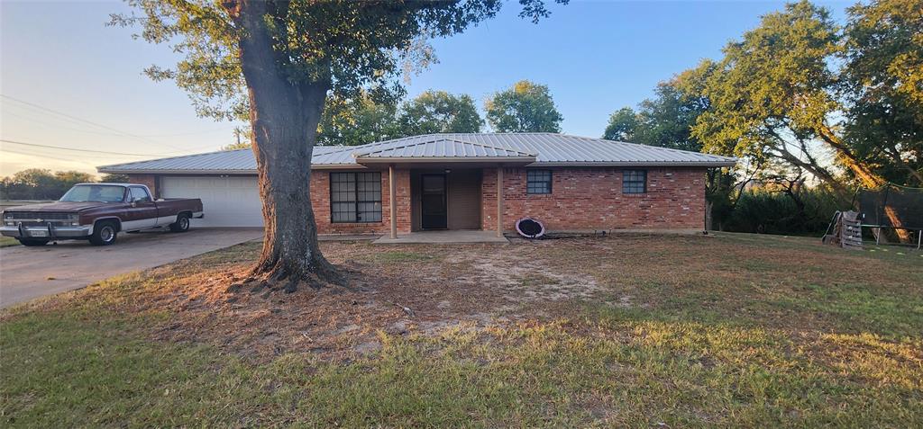 LA Villeta St, Mexia, TX 76667