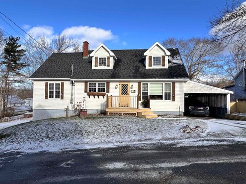 15 Dexter Ave, Brooklyn, NS, B0J1H0 | Card Image