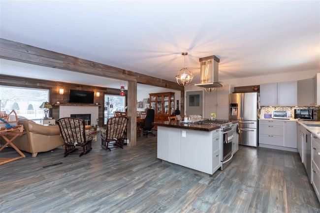 2973 Palm Crescent, House other with 6 bedrooms, 3 bathrooms and 6 parking in Abbotsford BC | Image 1