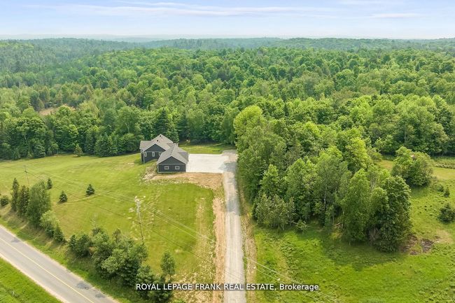 370 Detlor Rd, House other with 4 bedrooms, 3 bathrooms and 12 parking in L'amable ON | Image 35
