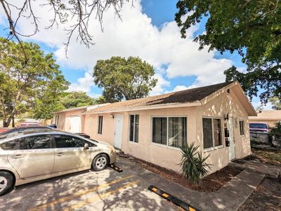 141 Nw 10th St, Home with 0 bedrooms, 0 bathrooms and 4 parking in Pompano Beach FL | Image 1