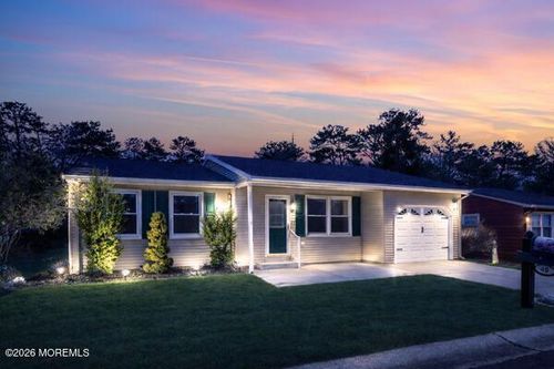 70-40 Chelsea Dr, Whiting, NJ, 08759-2357 | Card Image