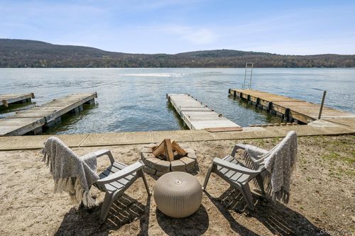 24 Woodlands Ter, Greenwood Lake, NY, 10925-4116 | Card Image