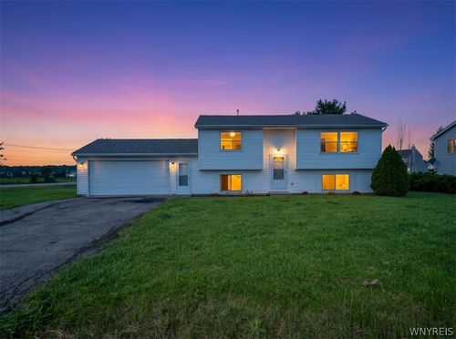 6304 Old Beattie Rd, Lockport, NY, 14094-9114 | Card Image