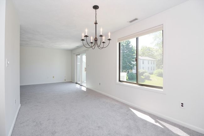 UNIT-4 - 8 Concord Greene, Condo with 2 bedrooms, 2 bathrooms and 1 parking in Concord MA | Image 7