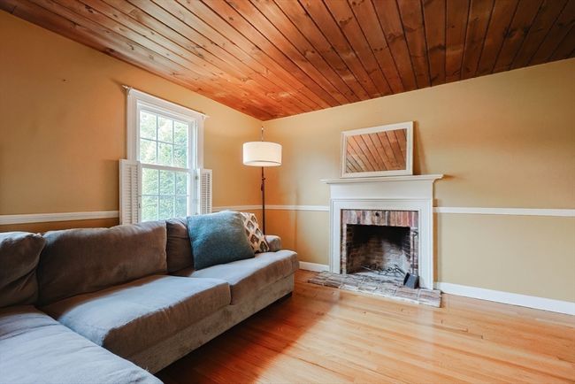 3 Squire Ln, House other with 3 bedrooms, 2 bathrooms and 6 parking in Bellingham MA | Image 22