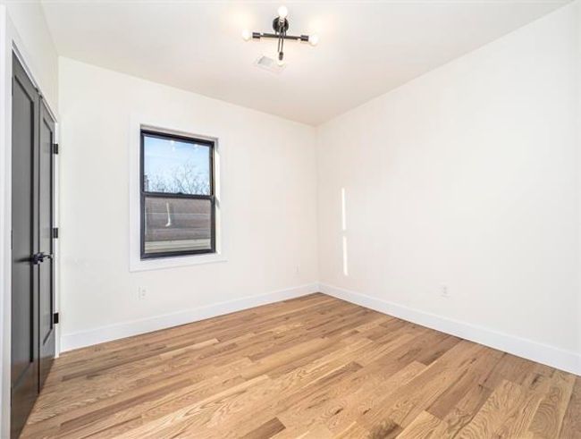 2 - 141 Sherman Ave, Condo with 3 bedrooms, 2 bathrooms and null parking in Jersey City NJ | Image 12