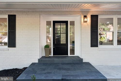 3819 Whitman Rd, ANNANDALE, VA, 22003-2216 | Card Image