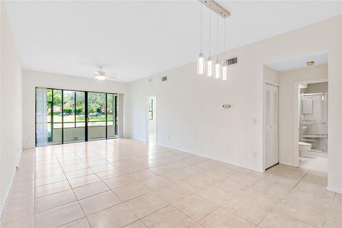 107-7535 La Paz Blvd, Boca Raton, FL, 33433-6059 | Card Image