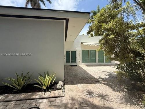 1047 Ne 84th St, Miami, FL, 33138-3419 | Card Image