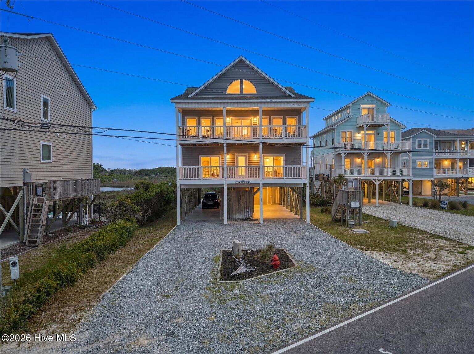 Residential in North Topsail Beach 3