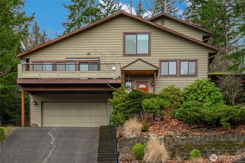 1636 Amy Ct, Bellingham, WA, 98226-9449 | Card Image