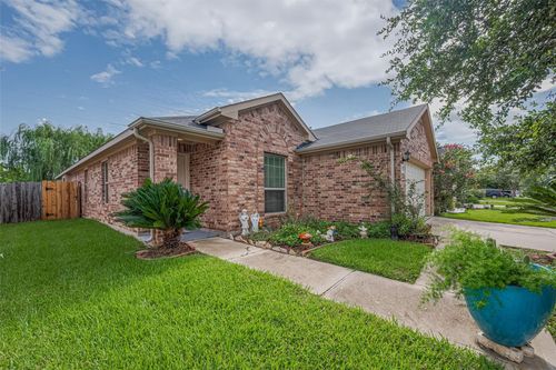 8219 Silent Deep Dr, Rosenberg, TX, 77469-1698 | Card Image